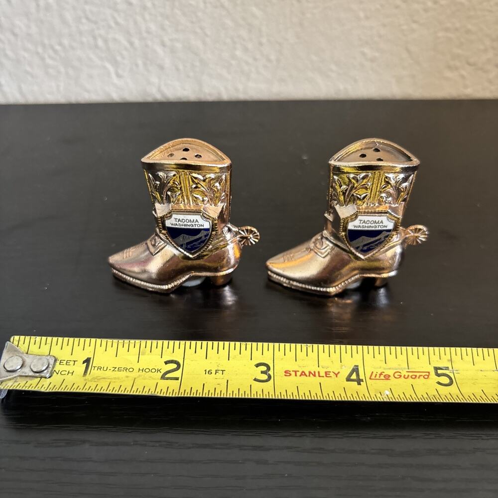 vintage Tacoma Washington cowboy boot salt and pepper shakers